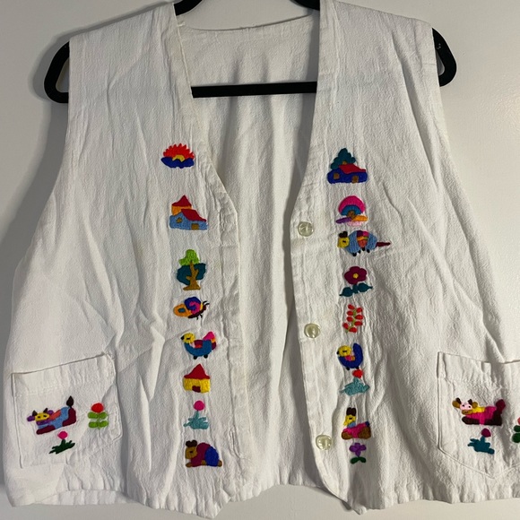 Original Animal Stitched Vest - Picture 4 of 4